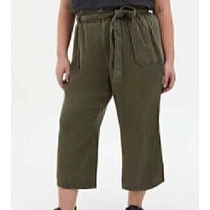 TORRID Plus Size Olive Green High Waisted Rise Paper Bag Cropped Ankle Pants 22